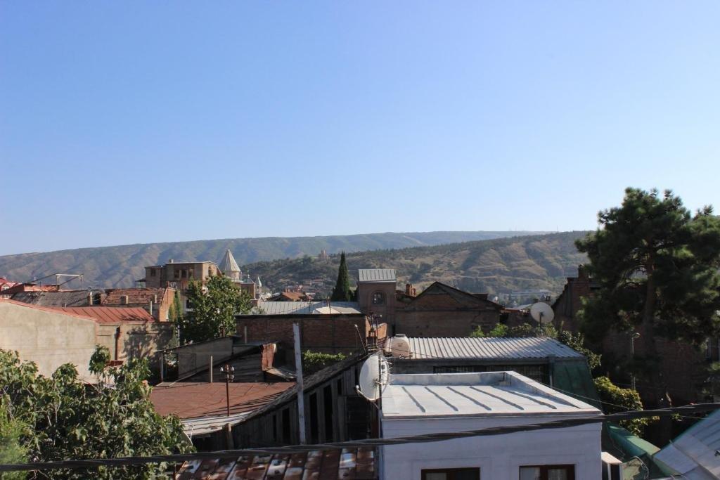 Hotel Garden House Tbilisi Buitenkant foto