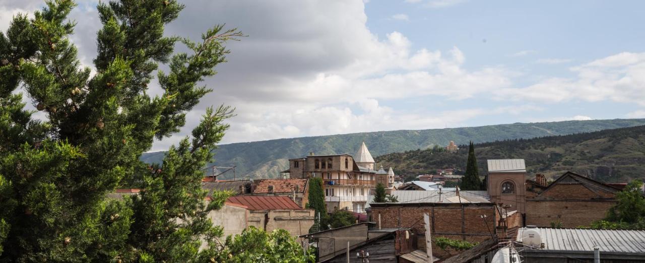 Hotel Garden House Tbilisi Buitenkant foto